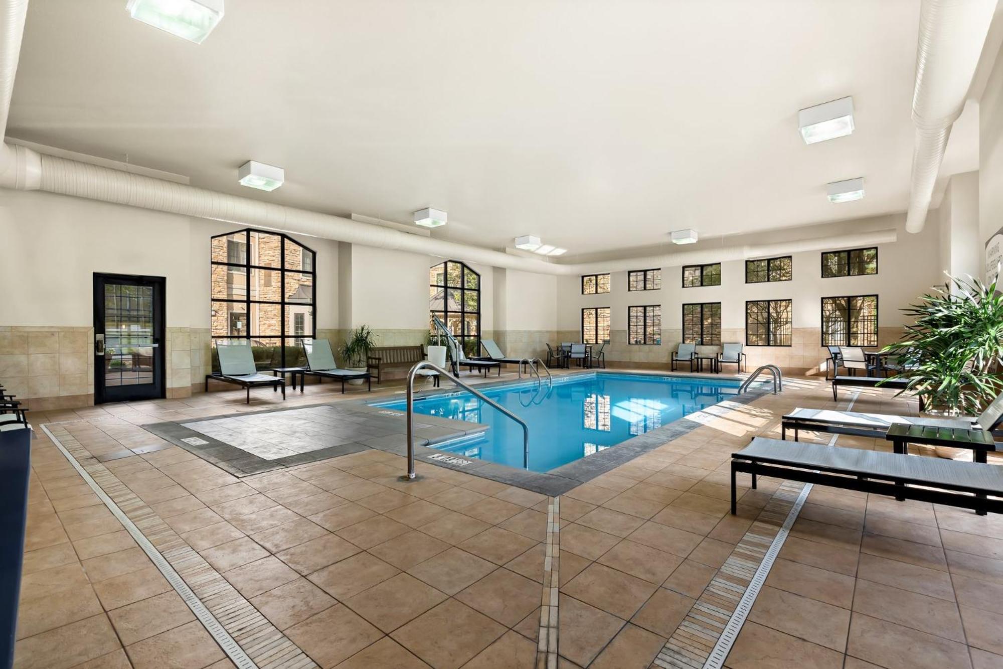 Staybridge Suites - Cincinnati North By Ihg West Chester Exterior foto